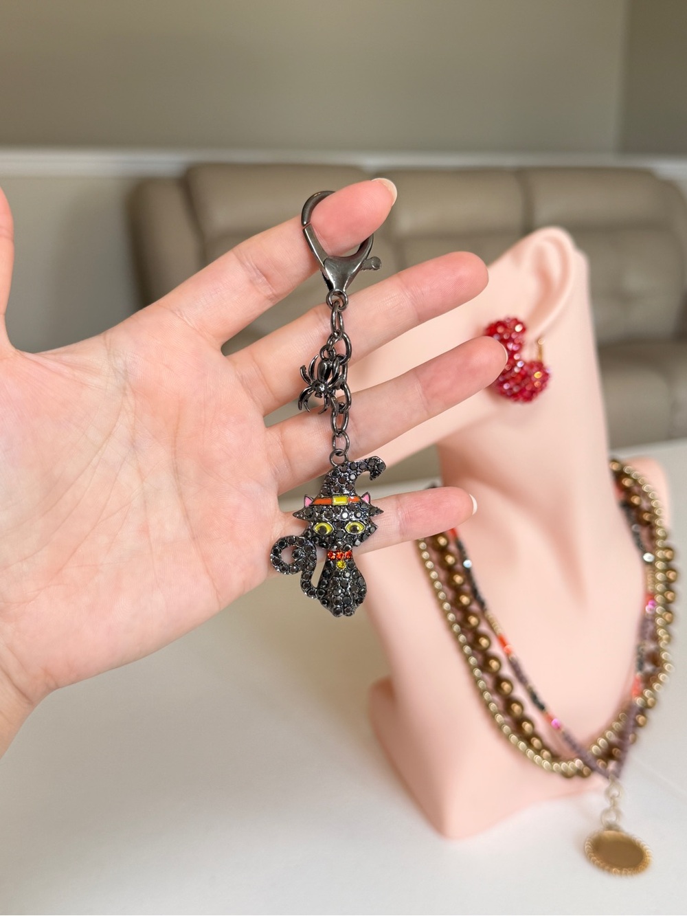 Black Cat Sparkling Halloween Charm Keychain